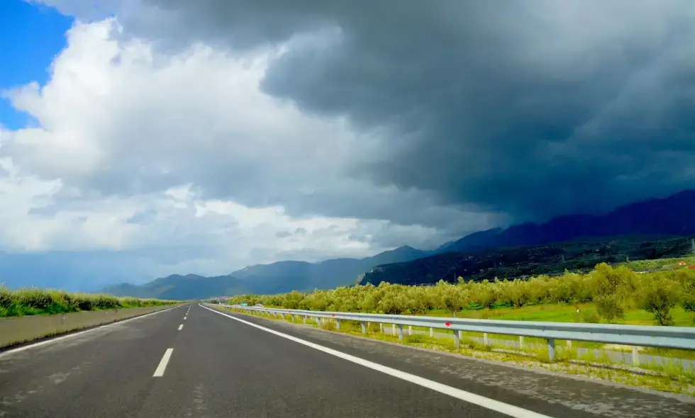Kitais metais galėtų prasidėti M1 ir M7 greitkelių plėtra.