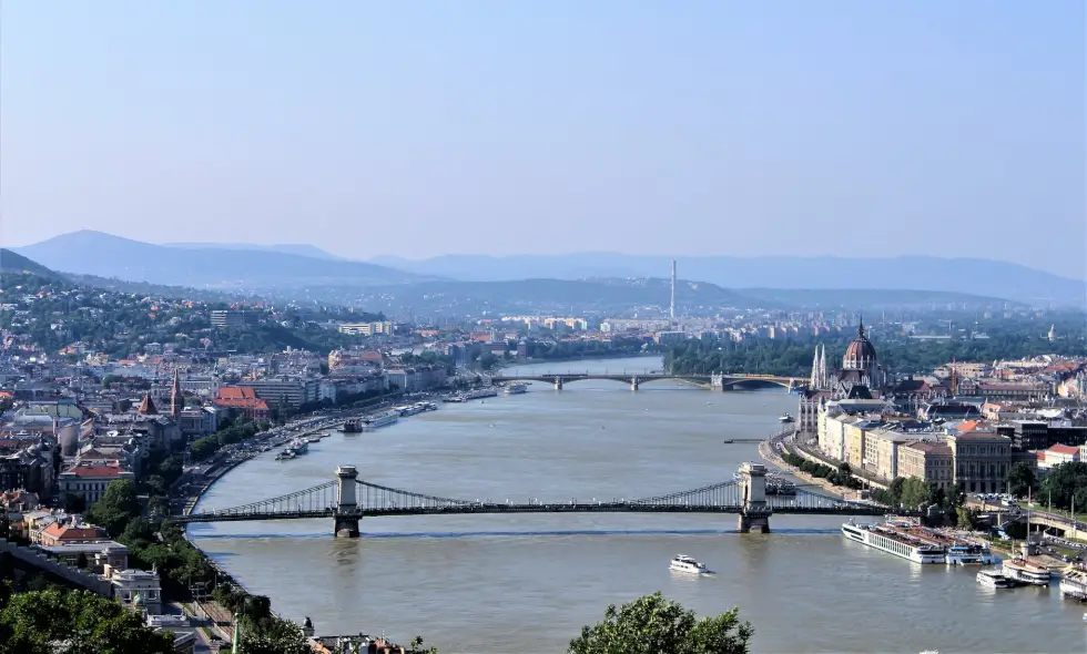 Maďarská dálniční známka – Objevujte Maďarsko na dálnici!