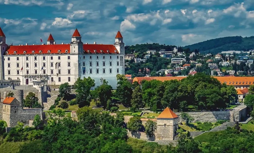 Slovakijos vinjetės pirkimas - Kelionės autostradomis Alpių kraštovaizdyje ir kultūriniuose miestuose